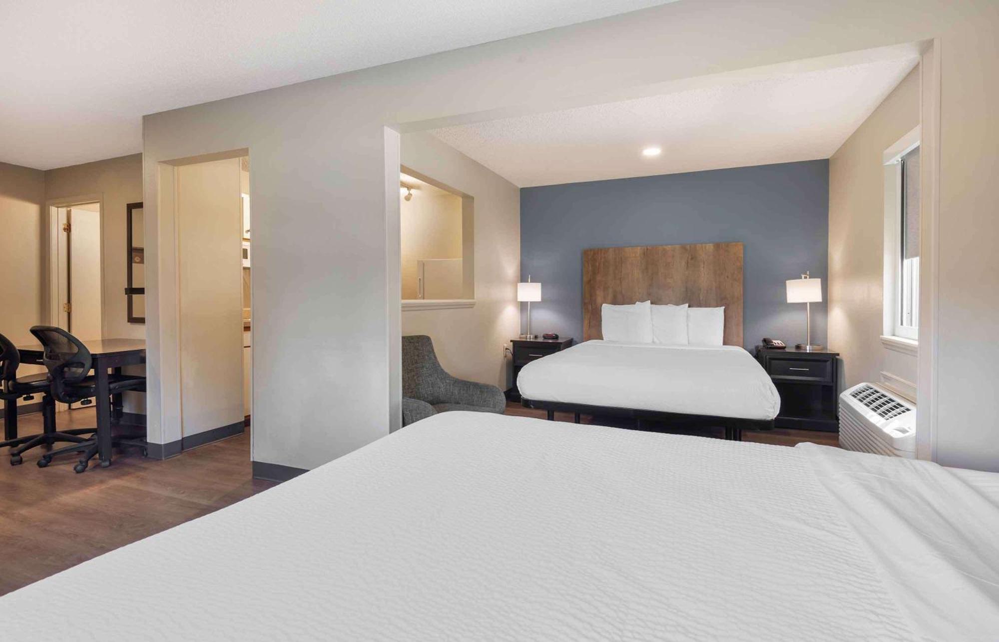 Extended Stay America Select Suites - Charlotte - University Place - E Mccullough Dr Dış mekan fotoğraf