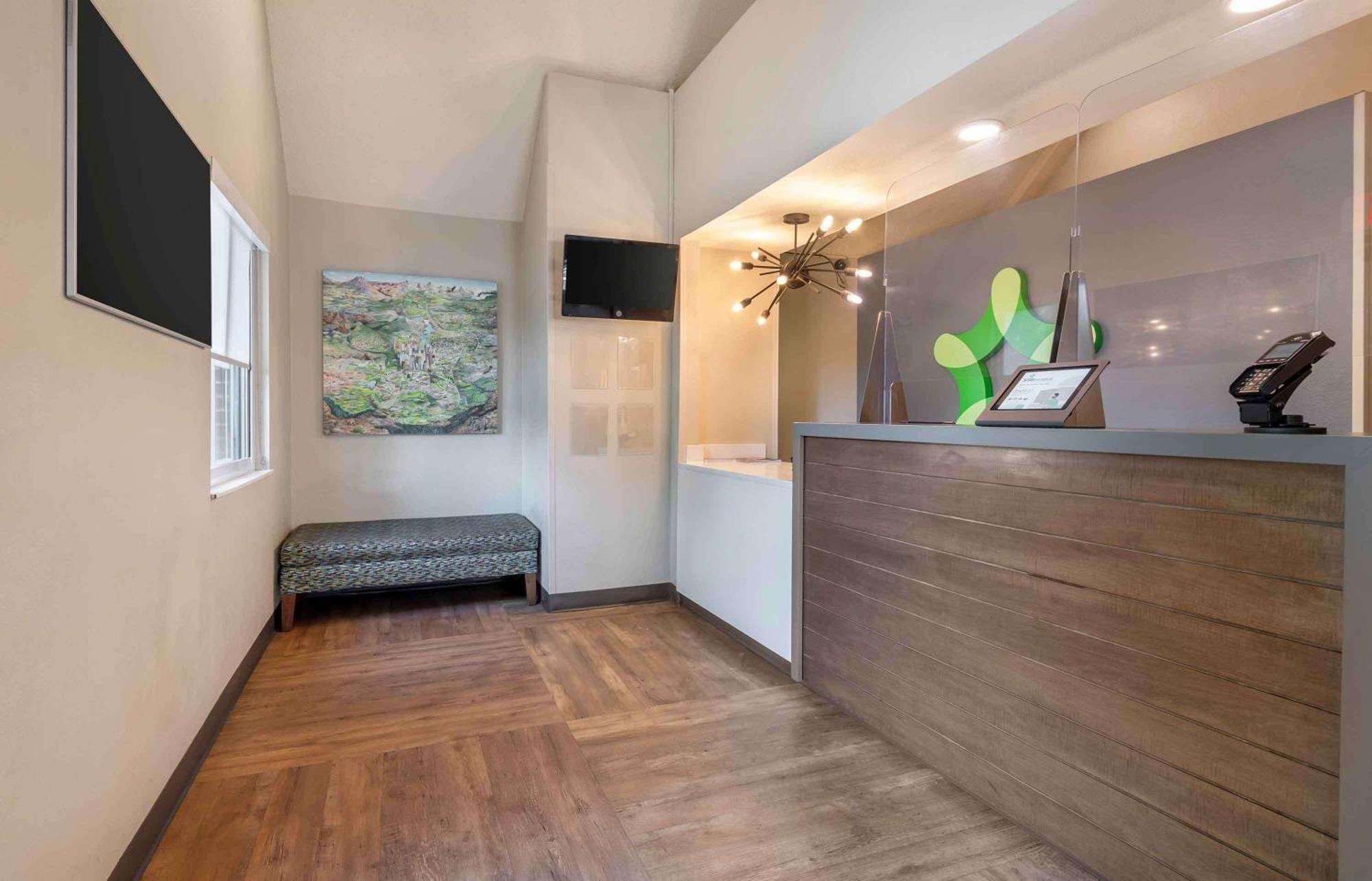 Extended Stay America Select Suites - Charlotte - University Place - E Mccullough Dr Dış mekan fotoğraf