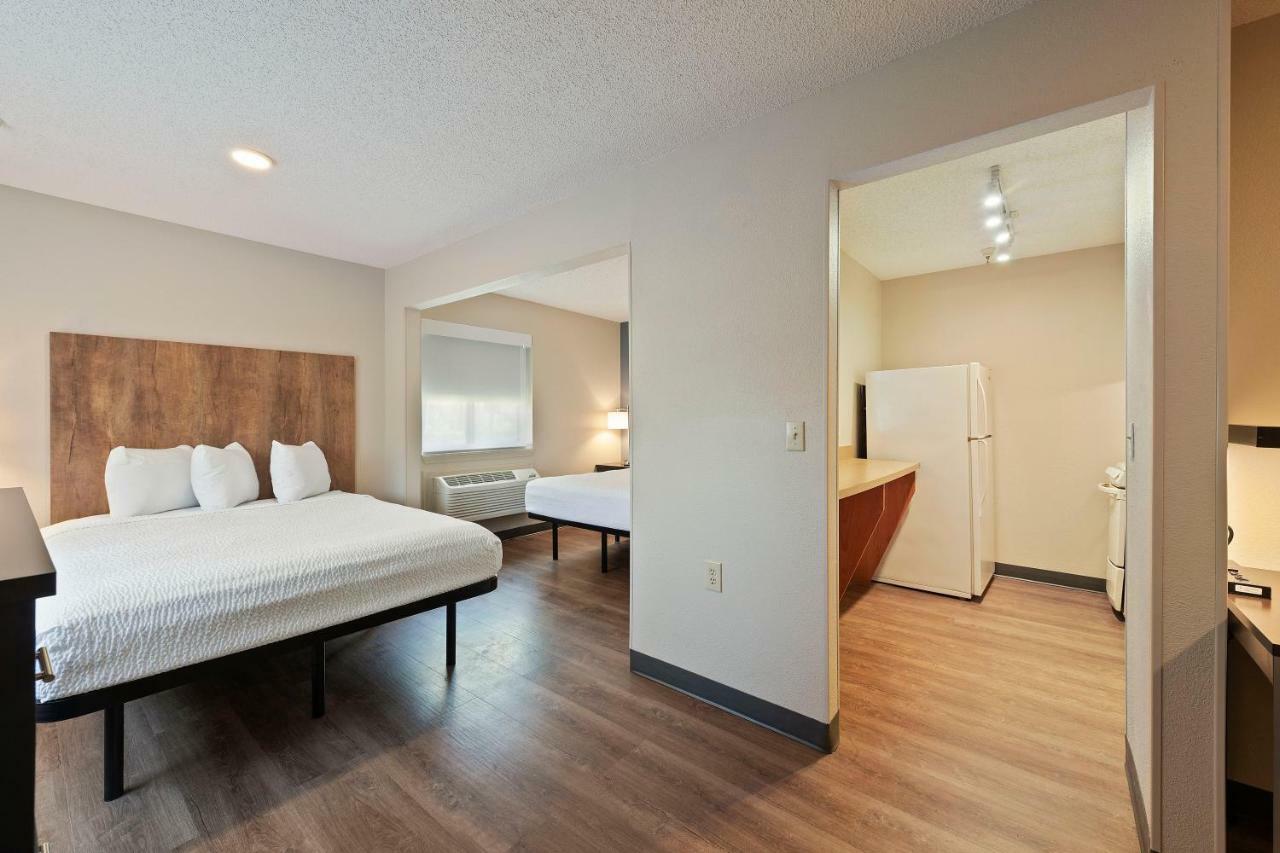 Extended Stay America Select Suites - Charlotte - University Place - E Mccullough Dr Dış mekan fotoğraf